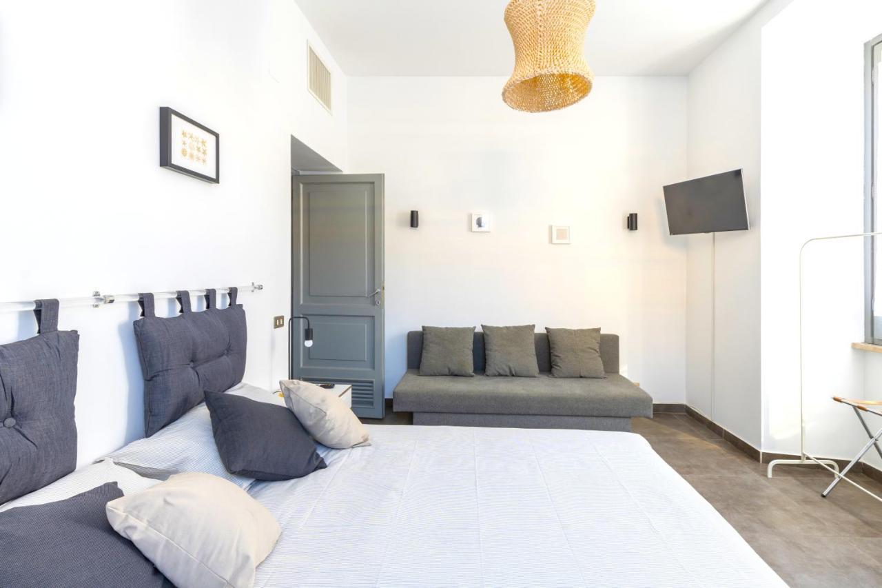 Hostly - Nicole Apartment Volturno- Full Rome Center Roma Exterior foto
