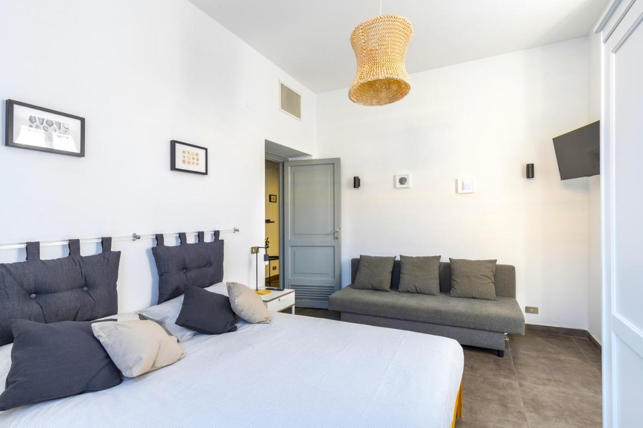 Hostly - Nicole Apartment Volturno- Full Rome Center Roma Exterior foto